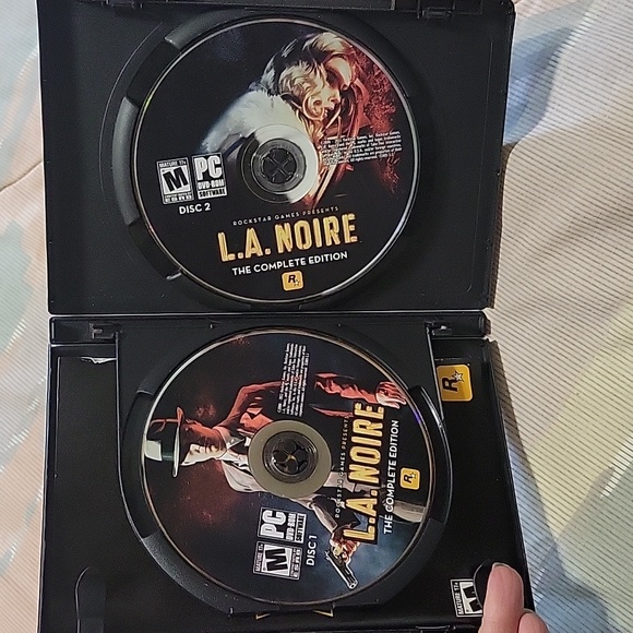 L.A. Noire PC DVD game Vintage by Rockstar Games Rated Mature - Picture 5 of 7